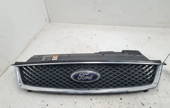 Ford C-MAX I Front grill 3M51R8138