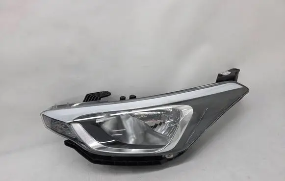 Hyundai i20 (GB IB) Headlight/headlamp 92101C8000 SP92101C8000