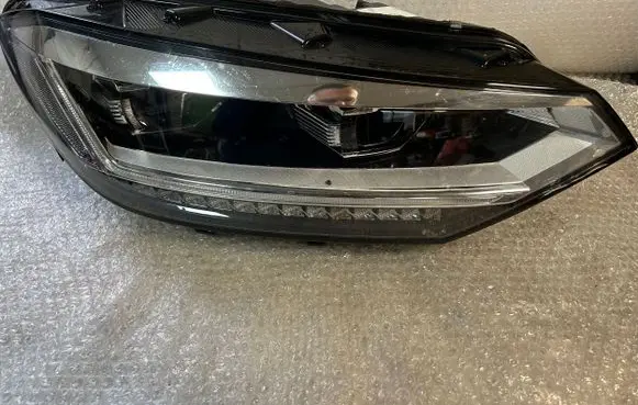Volkswagen Touran II Headlight/headlamp 5tb941082A