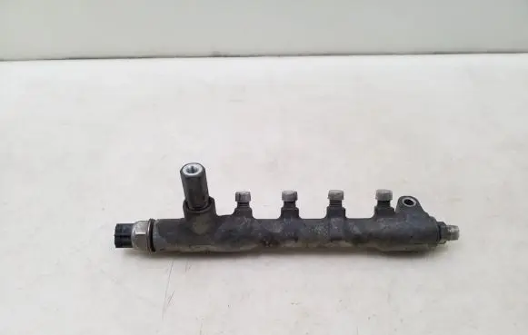 Opel Astra J Fuel main line pipe
