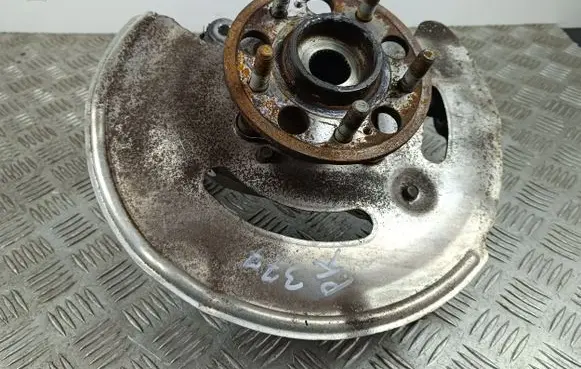 KIA Stinger Front wheel hub