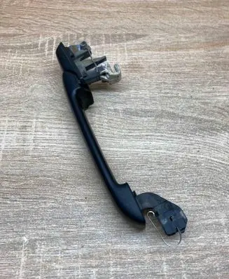 Volkswagen Golf III Front door exterior handle 1H0837211