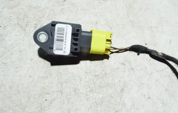 Mercedes-Benz B W245 Airbag deployment crash/impact sensor A1698202226