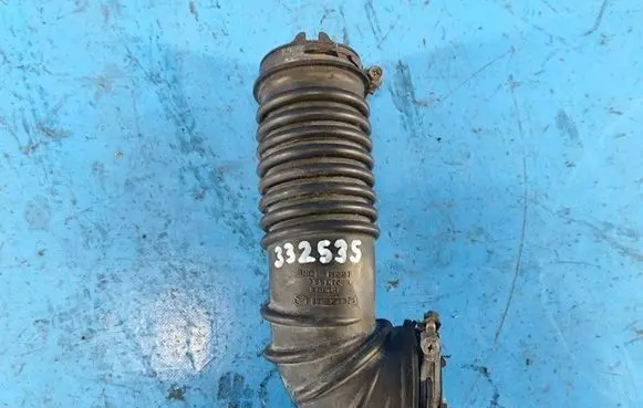 Mazda CX-5 Air intake hose/pipe SH0113221
