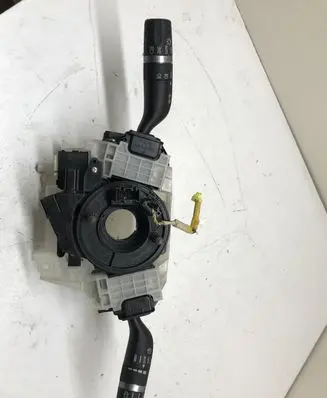 Mazda 3 II Wiper turn signal indicator stalk/switch 17D682