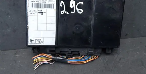 Ford Focus Comfort/convenience module 95GP15K600BB XABA010709