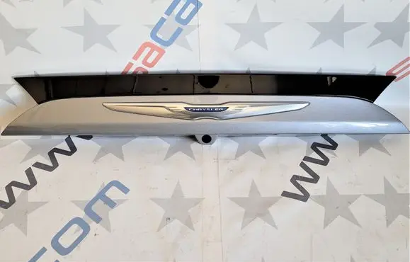 Chrysler Pacifica Tailgate trim 6EQ67JSCAB 5RL87TRMA 5RL88JSCAG