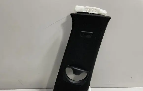 BMW 4 F32 F33 (B) pillar trim (top) 7276894