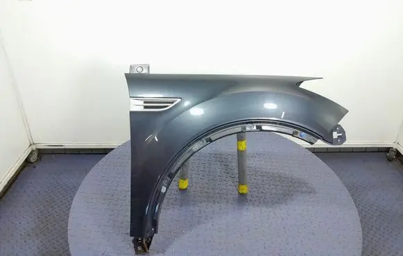 Ford Kuga I Fender