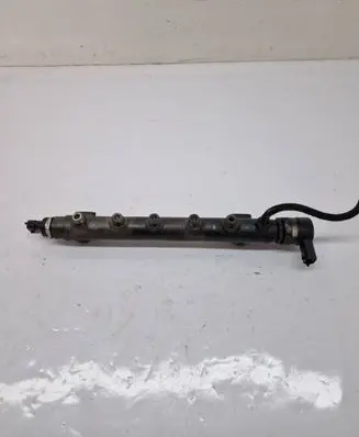 Hyundai Santa Fe Fuel main line pipe 0445214085 3140027400