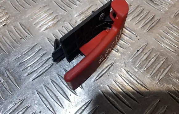 Mercedes-Benz E A207 Engine bonnet (hood) release handle A124880320