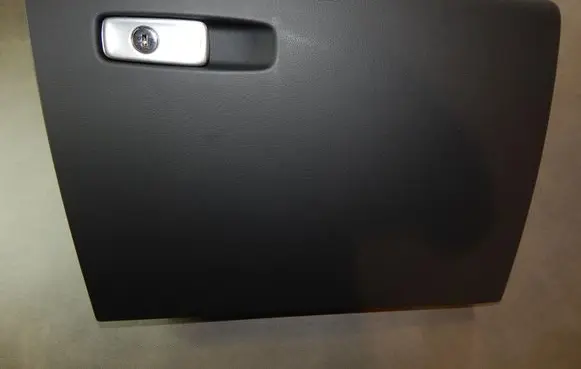 Audi Q3 8U Glove box set 8U1880353