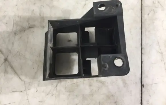 Mercedes-Benz Sprinter W906 Front bumper mounting bracket A9068850263