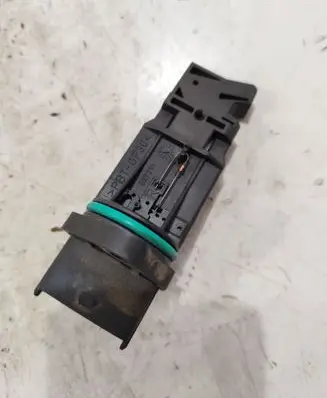 Alfa Romeo 156 Mass air flow meter F00C2G2083