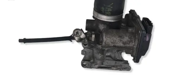 Toyota Yaris Throttle valve 261000N030