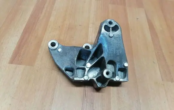 Volkswagen Caddy Gearbox mounting bracket 1K0199117AP