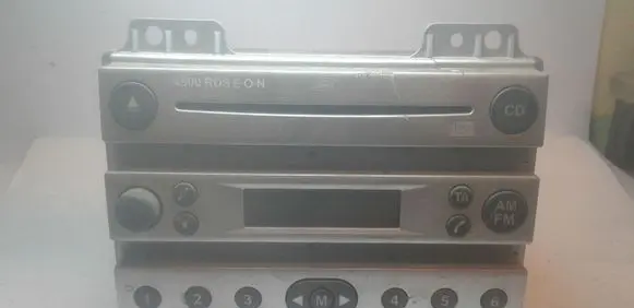 Ford Fiesta Radio/CD/DVD/GPS head unit 10R020451 4S6118C815ABUABP