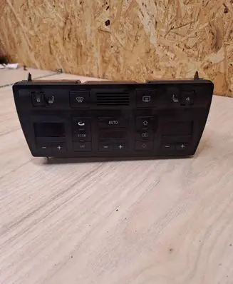 Audi A6 S6 C5 4B Climate control unit