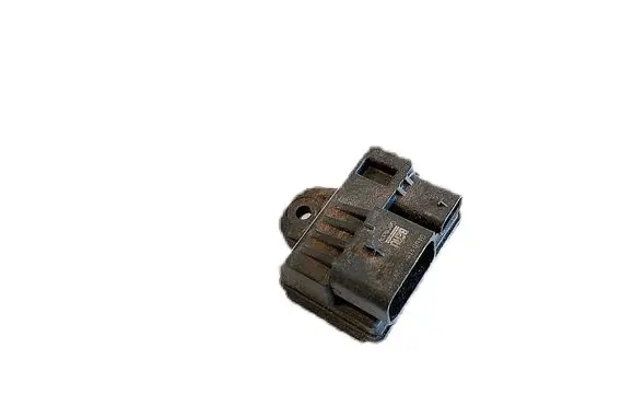 BMW 5 F10 F11 Glow plug pre-heat relay 781085604