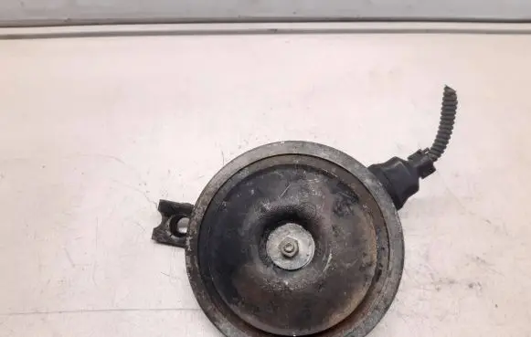 KIA Sorento Horn signal 28R000033