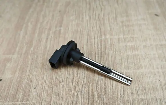BMW 8 G16 Interior temperature sensor 6915391