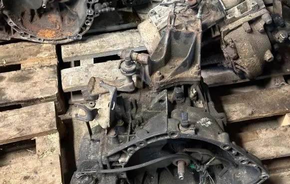 Peugeot Boxer Manual 5 speed gearbox 9637683280