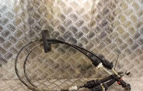 Renault Trafic III (X82) Gear shift cable linkage 349359296R 012158