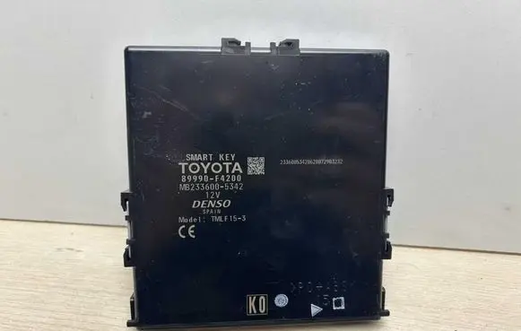 Toyota C-HR I Keyless (KESSY) go control unit/module 89990F4200