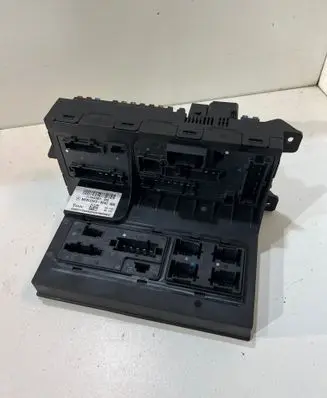 Mercedes-Benz E W211 SAM control unit 2115453901