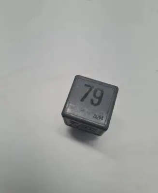 Volkswagen PASSAT B6 Other relay 191927841