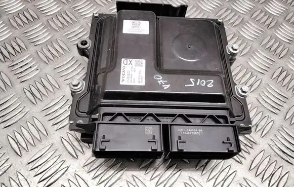 Volvo V70 Engine control unit/module 31452623 279700961200