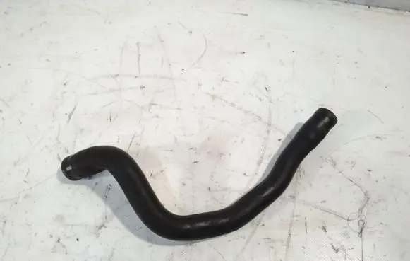 Peugeot 407 Engine coolant pipe/hose