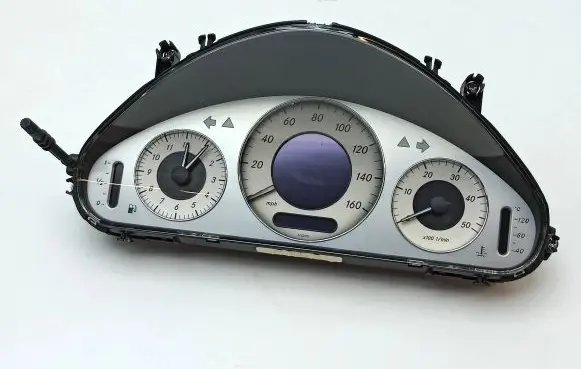 Mercedes-Benz E W211 Speedometer (instrument cluster) A2115407711 110080004