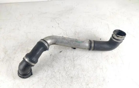 BMW 5 E60 E61 Intercooler hose/pipe 7793896 7797696 7790131