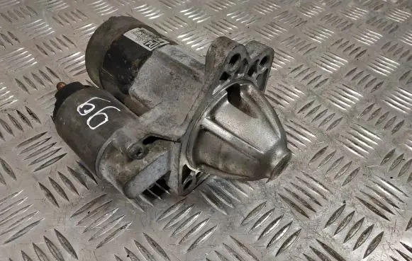 Mazda 3 I Starter motor M000T91381 D4ZJ01