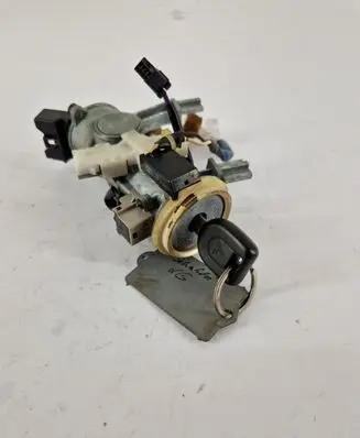 Mitsubishi Pajero Ignition lock 337860