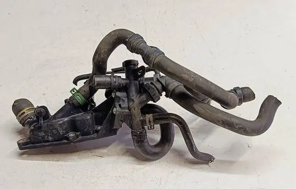 Renault Captur Thermostat housing 110603082RU5 110603082R