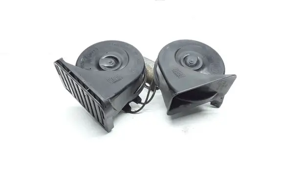 Volvo XC90 Horn signal 31111192