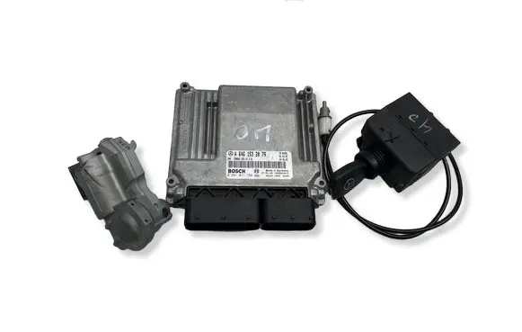 Mercedes-Benz E W211 Engine ECU kit and lock set 2115451408 A6461532079