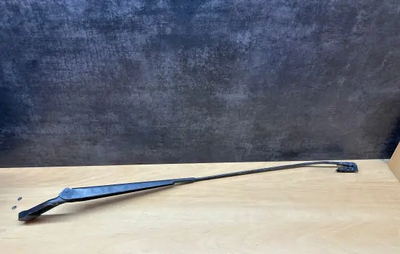 Volkswagen Golf IV Windshield/front glass wiper blade B0SCH