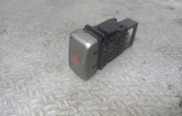 Subaru Forester SG Hazard light switch 06016