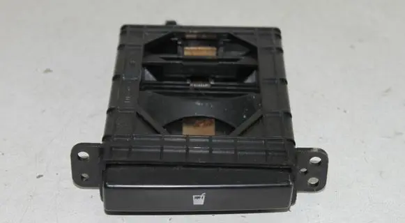 Toyota Avensis T250 Cup holder 