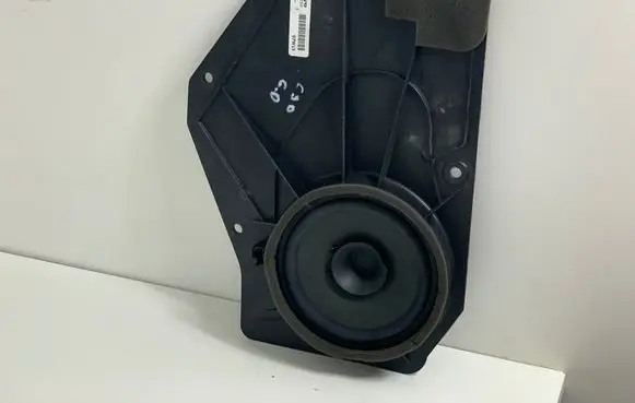 Volvo C30 Rear door speaker 31252250