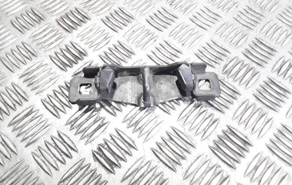 Volvo V50 Trunk lock loop 