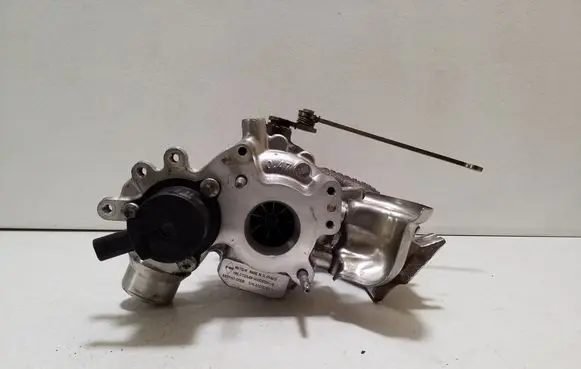 Nissan Qashqai J12 Turbo 8839600008 144101912R MGT1241