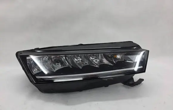 Skoda Octavia Mk4 Headlight/headlamp 5E4941016