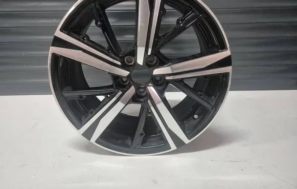 Peugeot 308 R18 alloy rim 9835058180