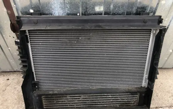 BMW 5 E60 E61 Radiator set 7795878