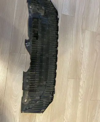 Audi A6 S6 C7 4G Engine splash shield/under tray 4G0807611