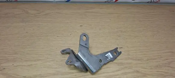 BMW 4 F32 F33 Muffler mount bracket/holder 8572331 18208572331